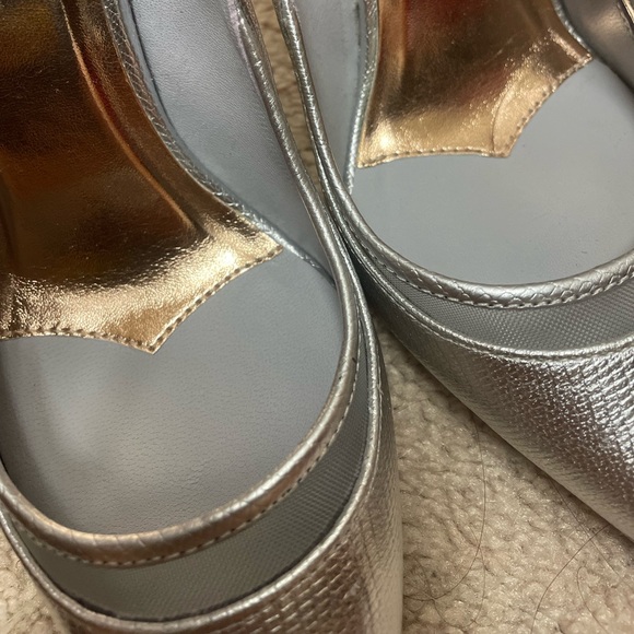 Clancyl Pump - Picture 7 of 12